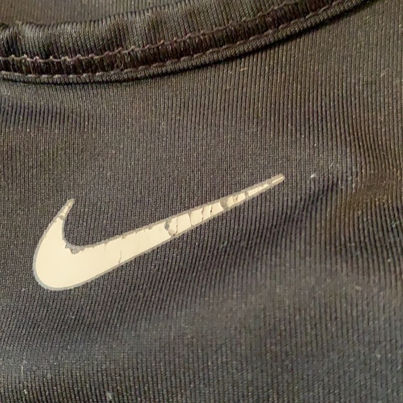 NIKE PRO COMBAT SPORT BRA COMPRESSION BLACK SZ M ((shows cracked logo)) - Picture 3 of 5
